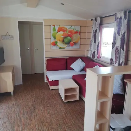 Grand Mobil 3chbr 2sdb La Carabasse Campsite